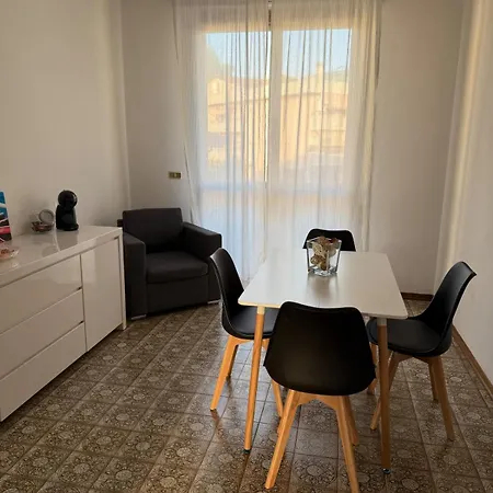 Your Oasis In The City! Apartamento Viareggio